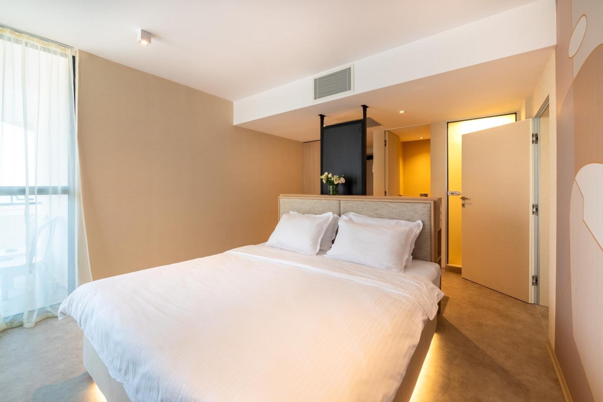 Zenith Hotel 4*