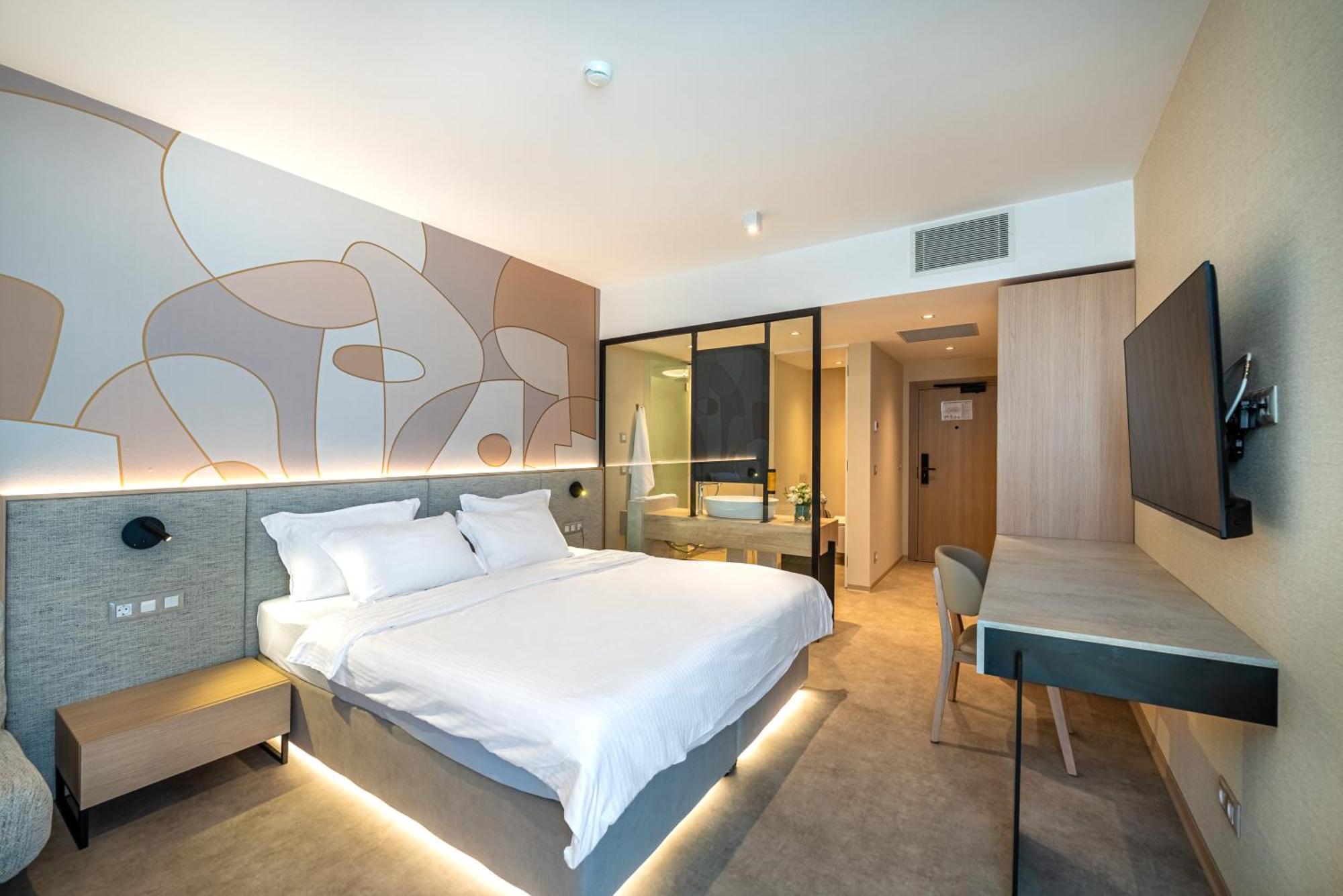 Zenith Hotel 4*